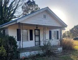 Bank Foreclosures in MOUNT OLIVE, NC