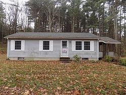 Bank Foreclosures in BELCHERTOWN, MA