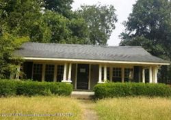 Bank Foreclosures in INDIANOLA, MS