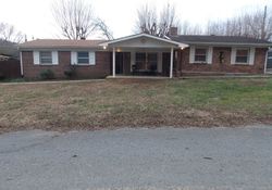 Bank Foreclosures in CELINA, TN