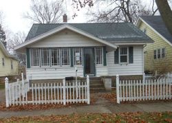 Bank Foreclosures in HOLLAND, MI