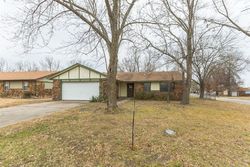 Bank Foreclosures in COWETA, OK