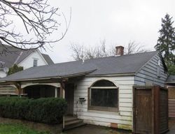 Bank Foreclosures in WOODBURN, OR