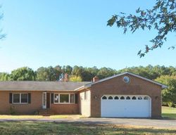 Bank Foreclosures in AVENUE, MD