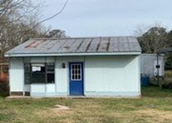 Bank Foreclosures in SAINT MARTINVILLE, LA