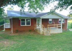 Bank Foreclosures in ADOLPHUS, KY