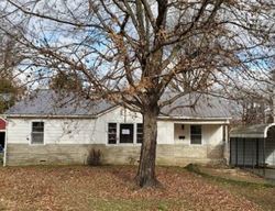 Bank Foreclosures in MAYFIELD, KY