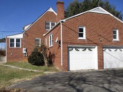 Bank Foreclosures in RADFORD, VA