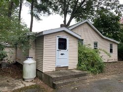 Bank Foreclosures in SOUTHWICK, MA