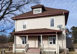 Bank Foreclosures in PECATONICA, IL