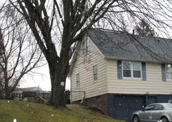Bank Foreclosures in CAMILLUS, NY