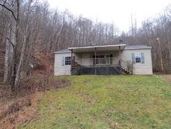 Bank Foreclosures in VICCO, KY