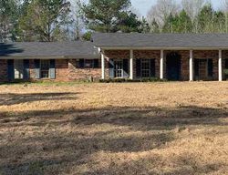 Bank Foreclosures in HAZLEHURST, MS