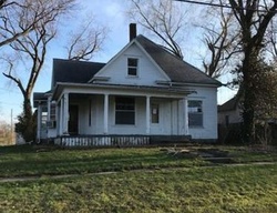 Bank Foreclosures in HAMILTON, MO