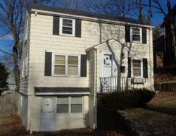 Bank Foreclosures in SWAMPSCOTT, MA