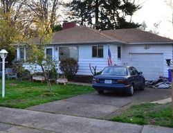 Bank Foreclosures in GLADSTONE, OR