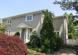 Bank Foreclosures in FAIRFIELD, CT