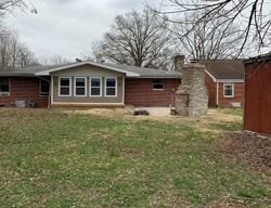 Bank Foreclosures in NEW ATHENS, IL