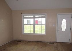 Bank Foreclosures in OAK GROVE, KY