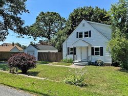 Bank Foreclosures in CUMBERLAND, RI