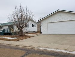 Bank Foreclosures in GLEN ULLIN, ND