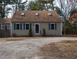 Bank Foreclosures in CHARLESTOWN, RI