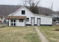 Bank Foreclosures in HOLLIDAYSBURG, PA