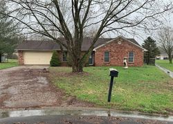 Bank Foreclosures in BORDEN, IN