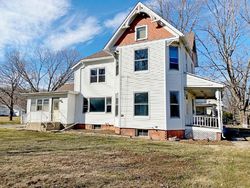 Bank Foreclosures in TISKILWA, IL