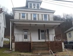 Bank Foreclosures in TREVORTON, PA