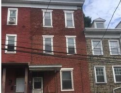 Bank Foreclosures in POTTSVILLE, PA
