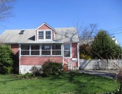 Bank Foreclosures in KENSINGTON, MD