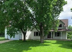 Bank Foreclosures in ROBINS, IA