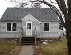 Bank Foreclosures in EDGERTON, MN