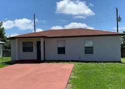 Bank Foreclosures in PAHOKEE, FL