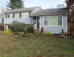 Bank Foreclosures in LINCROFT, NJ