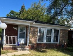 Bank Foreclosures in OAK PARK, MI