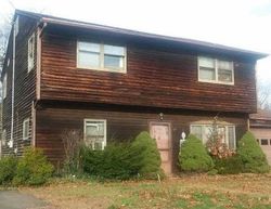 Bank Foreclosures in WALLINGFORD, CT