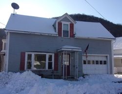 Bank Foreclosures in READSBORO, VT