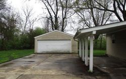 Bank Foreclosures in DYER, IN