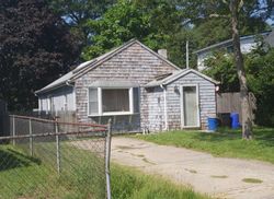 Bank Foreclosures in WEST BABYLON, NY