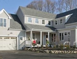 Bank Foreclosures in HINGHAM, MA