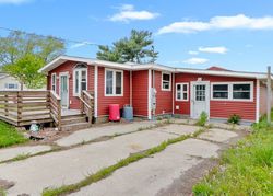 Bank Foreclosures in DEWEY, IL