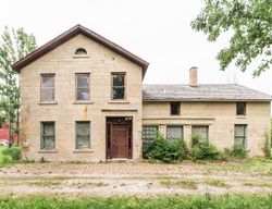 Bank Foreclosures in EARLVILLE, IL