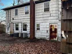 Bank Foreclosures in ROSLYN, NY