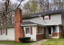 Bank Foreclosures in LOTHIAN, MD