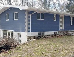 Bank Foreclosures in NORTH STONINGTON, CT