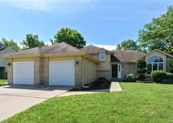 Bank Foreclosures in SHOREWOOD, IL