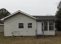 Bank Foreclosures in FRUITLAND, MD