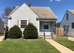 Bank Foreclosures in MELVINDALE, MI